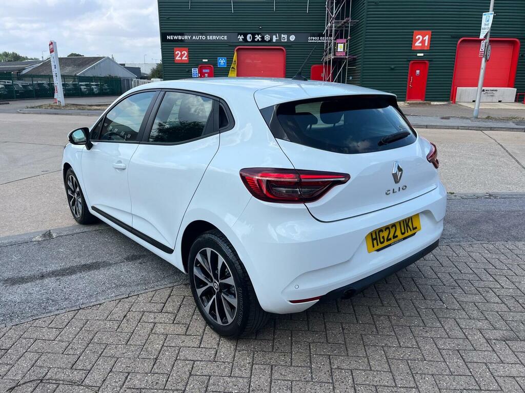 Renault Clio Hatchback 1.0 Tce Iconic Edition Euro 6 Ss HG22UKL White #4