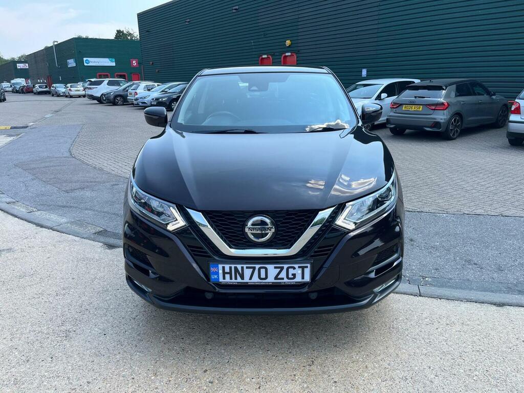 Nissan Qashqai Suv 1.3 Dig-t Acenta Premium Dct Euro 6 Ss HN70ZGT Black #2