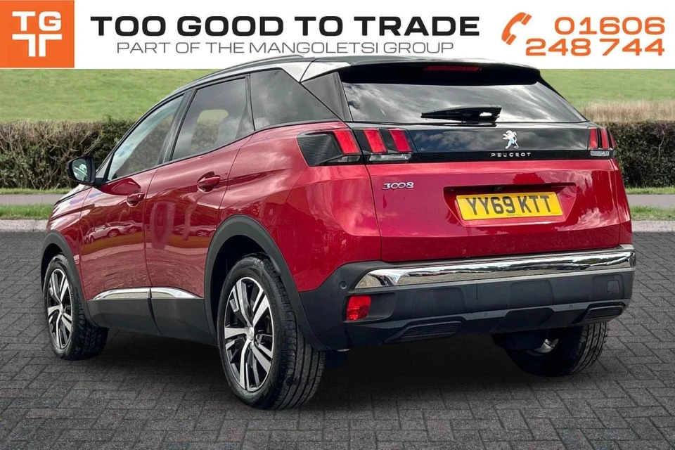 Peugeot 3008 1.2 Puretech Allure Euro 6 Ss Red #3
