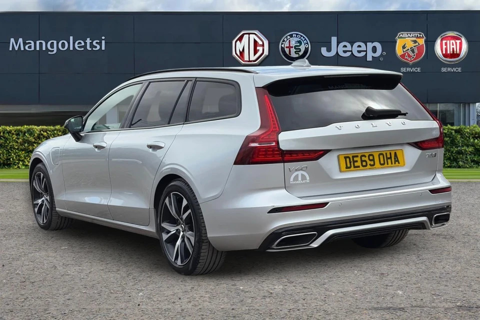 Volvo V60 2.0H T8 Twin Engine 11.6Kwh R-design Plus Awd DE69OHA Silver #3