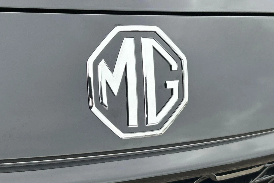 MG ZS 1.5 Se Suv Euro 6 Ss 115 Ps Black #28
