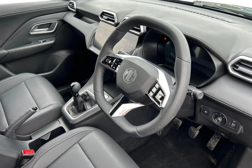 MG ZS 1.5 Se Suv Euro 6 Ss 115 Ps Black #11
