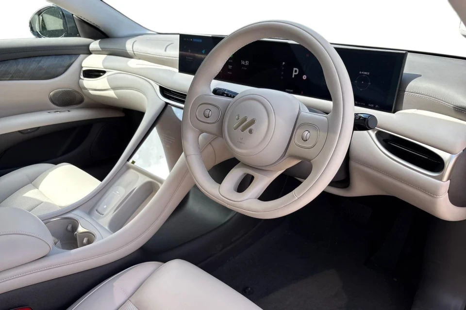 MG IM5 100Kwh Long Range Saloon MC26TGX  #6