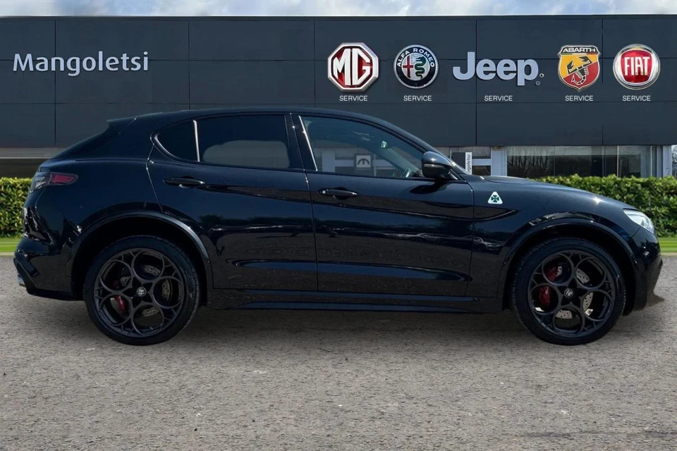 Alfa Romeo Stelvio 2.9 V6 Bi-turbo Quadrifoglio Q4 Awd Euro 6 S Black #4