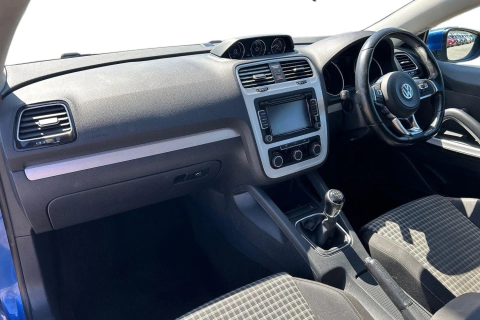 Volkswagen Scirocco 2.0 Tdi Bluemotion Tech Hatchback Manua Blue #2