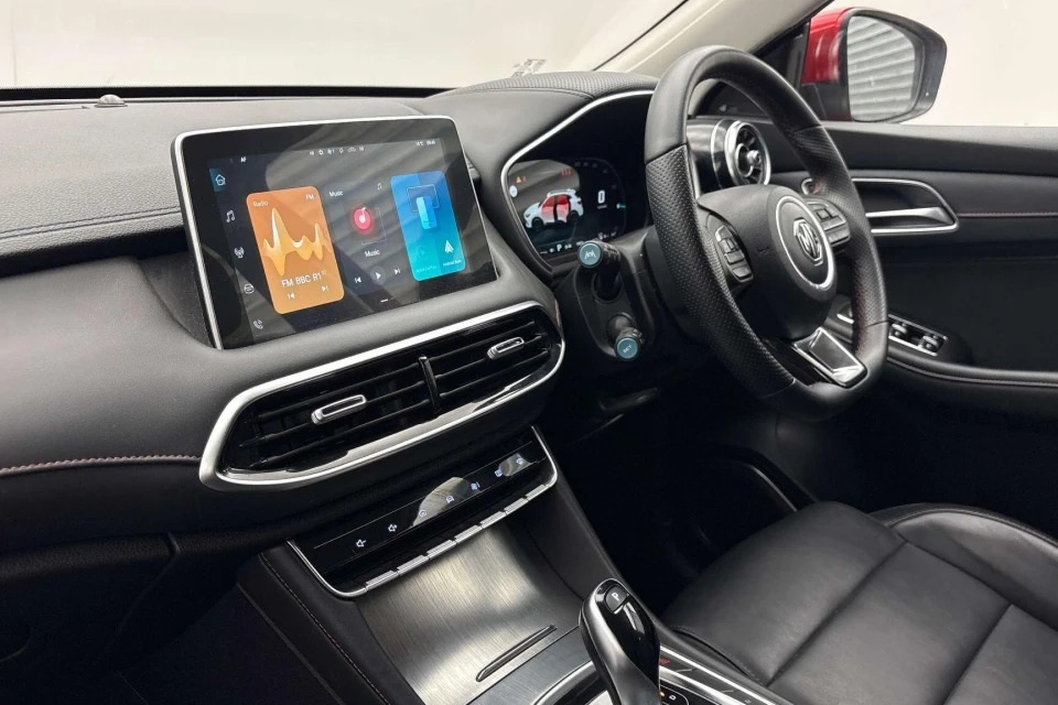MG HS 1.5 T-gdi 16.6Kwh Se Euro 6 Ss LC24FUV Red #4