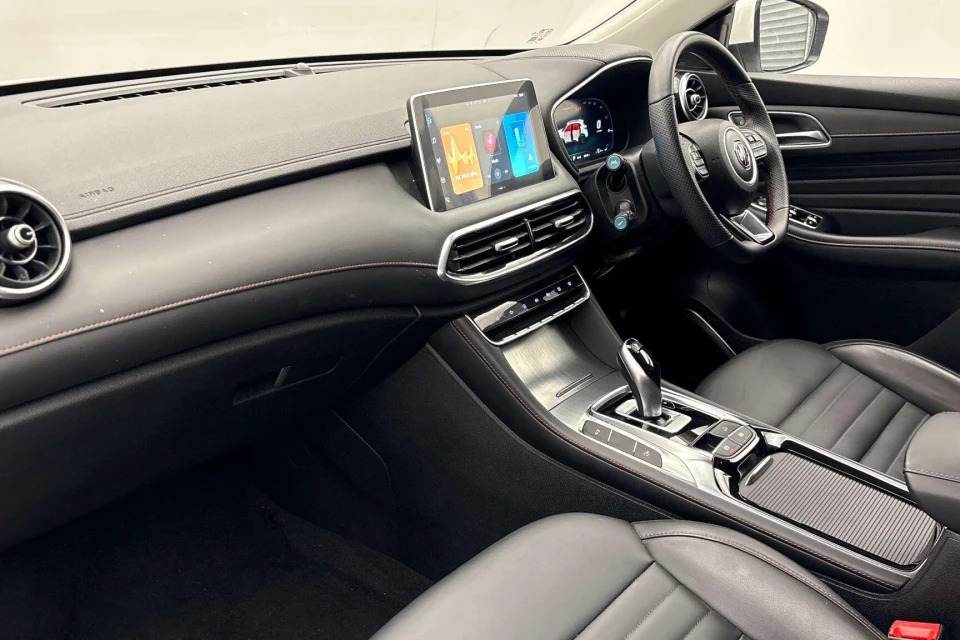 MG HS 1.5 T-gdi 16.6Kwh Trophy Euro 6 Ss White #2
