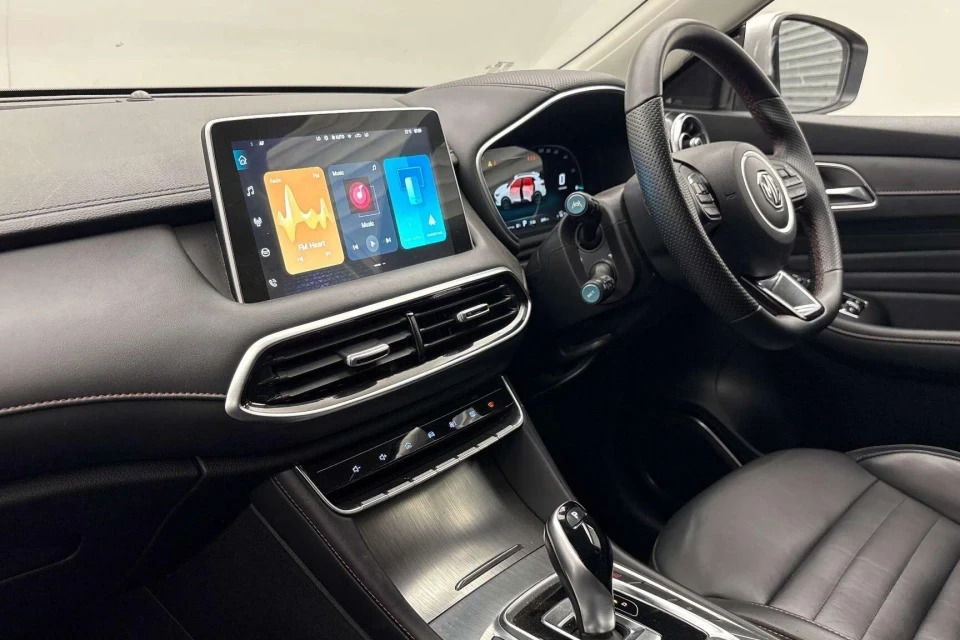 MG HS 1.5 T-gdi 16.6Kwh Trophy Euro 6 Ss LC24FWK Silver #4