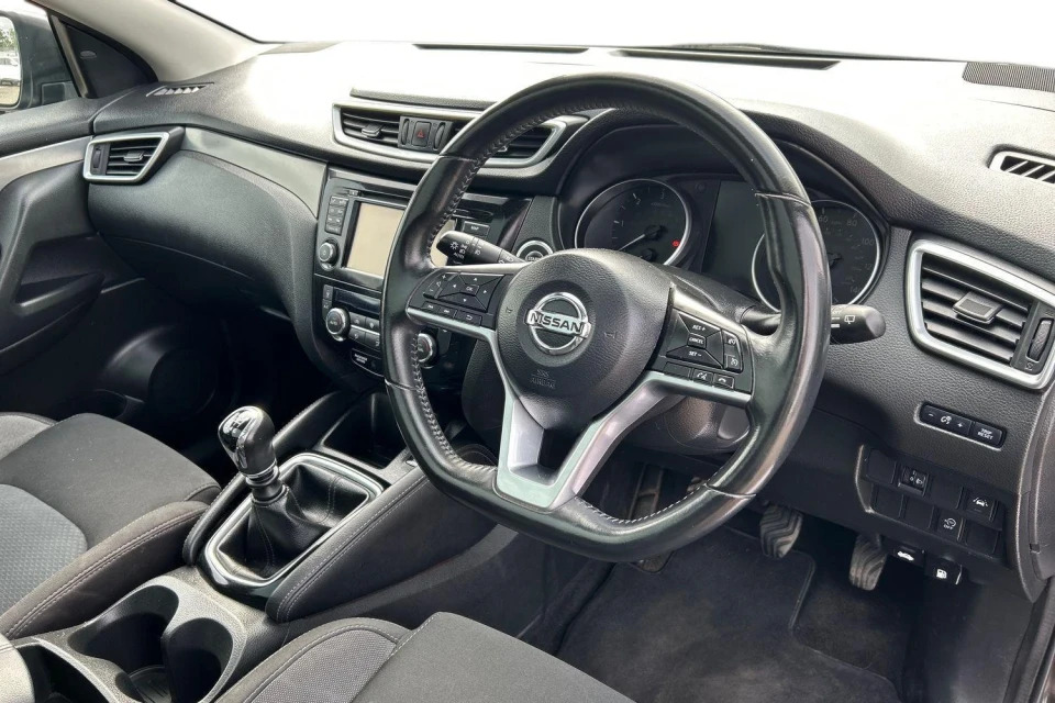 Nissan Qashqai 1.5 Dci N-connecta Euro 6 Ss Black #6