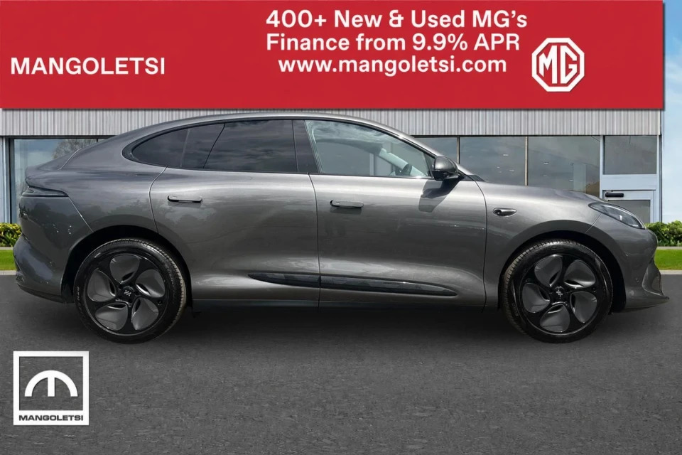 MG IM6 100Kwh Long Range #4