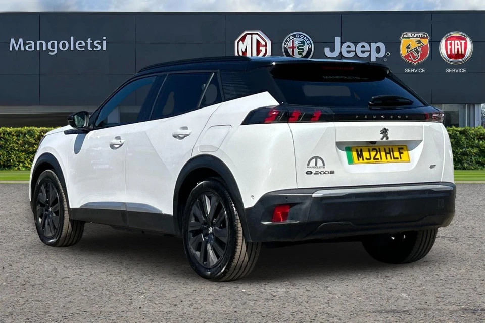 Peugeot e-2008 50Kwh Gt Premium White #3