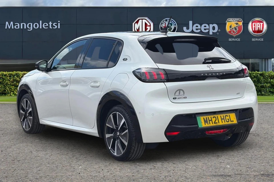 Peugeot e-208 50Kwh Gt Premium White #3