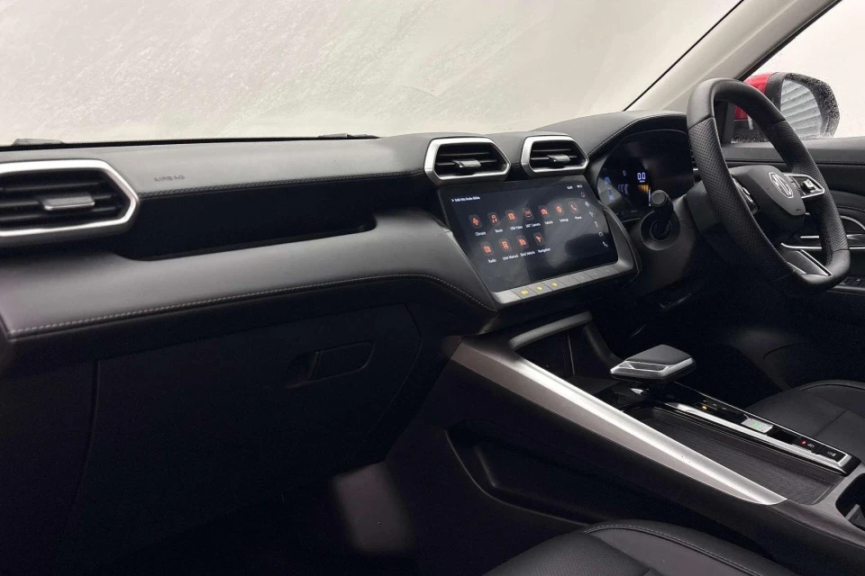 MG ZS 1.5 Hybrid Trophy Euro 6 Ss Red #4