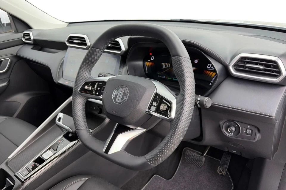 MG ZS 1.5 Hybrid Trophy Euro 6 Ss White #6