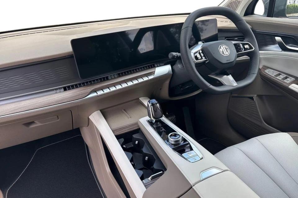 MG  1.5T 24.7Kwh Premium Euro 6 Ss MP26GZU  #5