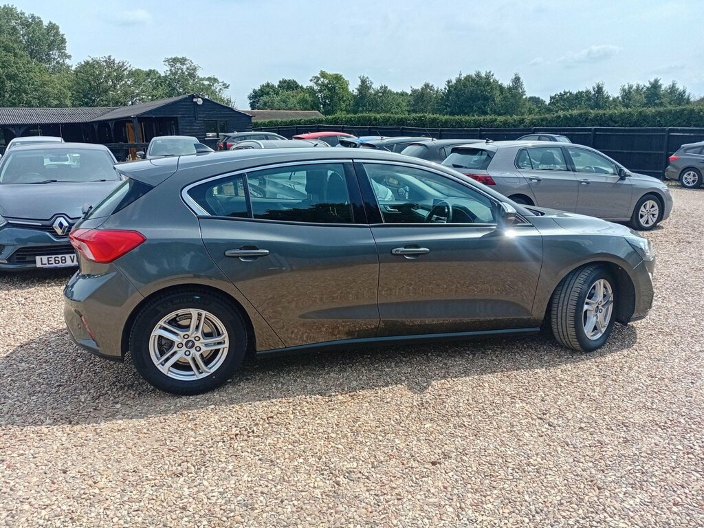 Ford Focus 1.5 Ecoblue Zetec Euro 6 Ss Grey #4