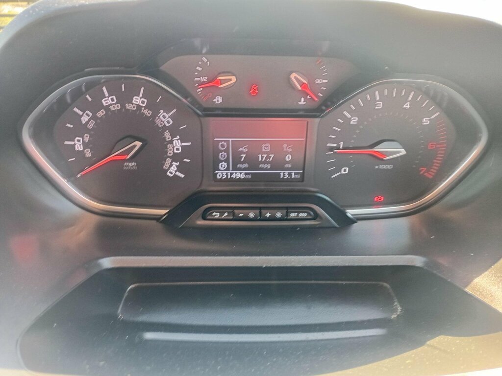 Peugeot Partner Diesel White #21