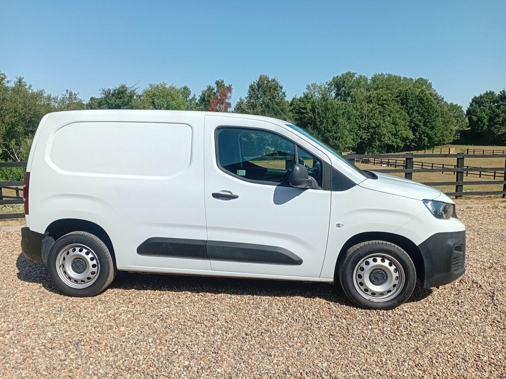 Peugeot Partner 1.5 Bluehdi 1000 Professional Premium Standard P White #4