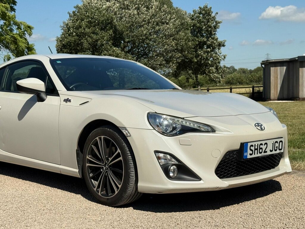 Toyota GT86 2.0 Boxer D-4s Euro 5 SH62JGO White #5