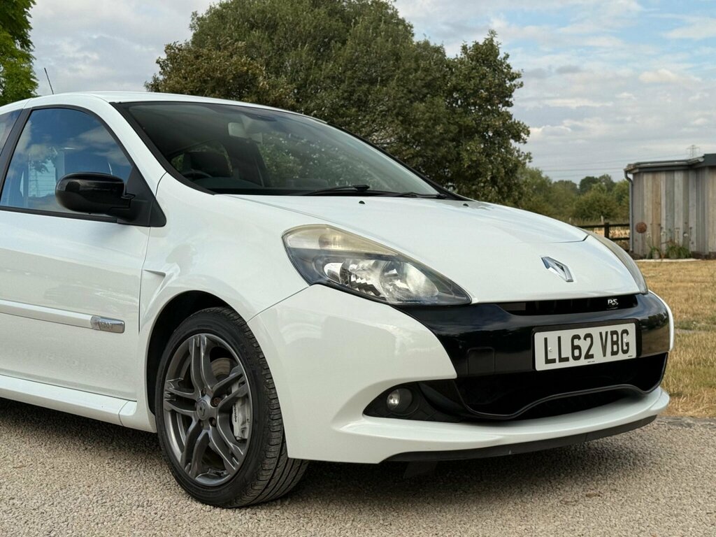 Renault Clio 2.0 Renaultsport Euro 5 LL62VBG White #5