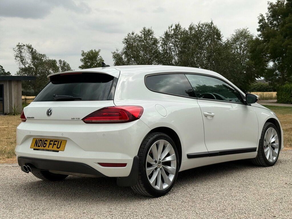 Volkswagen Scirocco 2.0 Tsi Bluemotion Tech Gt Euro 6 Ss White #2