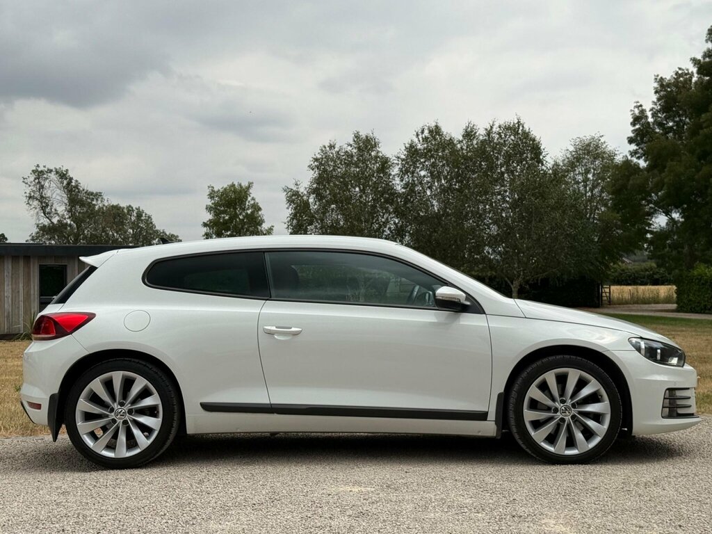 Volkswagen Scirocco 2.0 Tsi Bluemotion Tech Gt Euro 6 Ss White #6