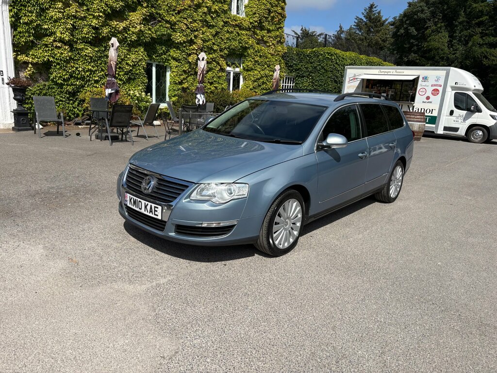 Volkswagen Passat 2.0 Tdi Highline Plus Estate Dsg Euro 5 Grey