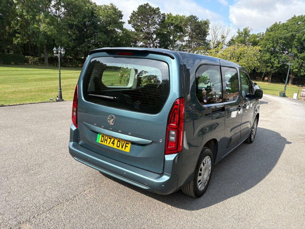 Vauxhall Combo-e Life 52Kwh Design XL Mpv 11Kw Charge Blue #4