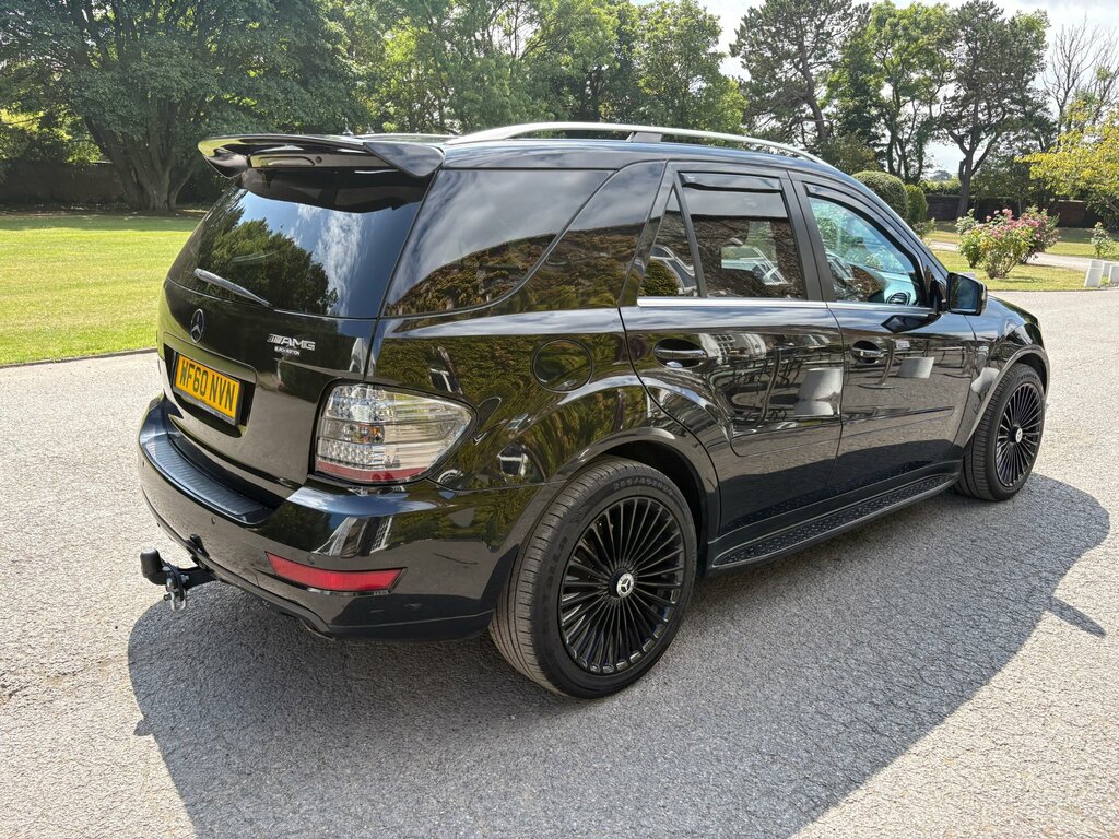 Mercedes-Benz M Class 3.0 Ml350 Cdi V6 Blueefficiency Grand Edition Rea Black #4