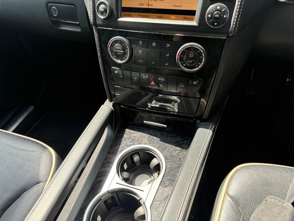Mercedes-Benz M Class Grand Black #13