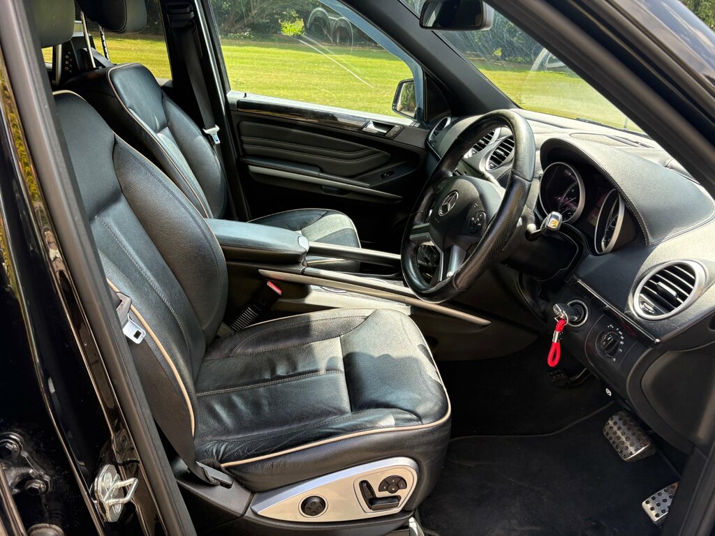 Mercedes-Benz M Class 3.0 Ml350 Cdi V6 Blueefficiency Grand Edition Rea Black #6