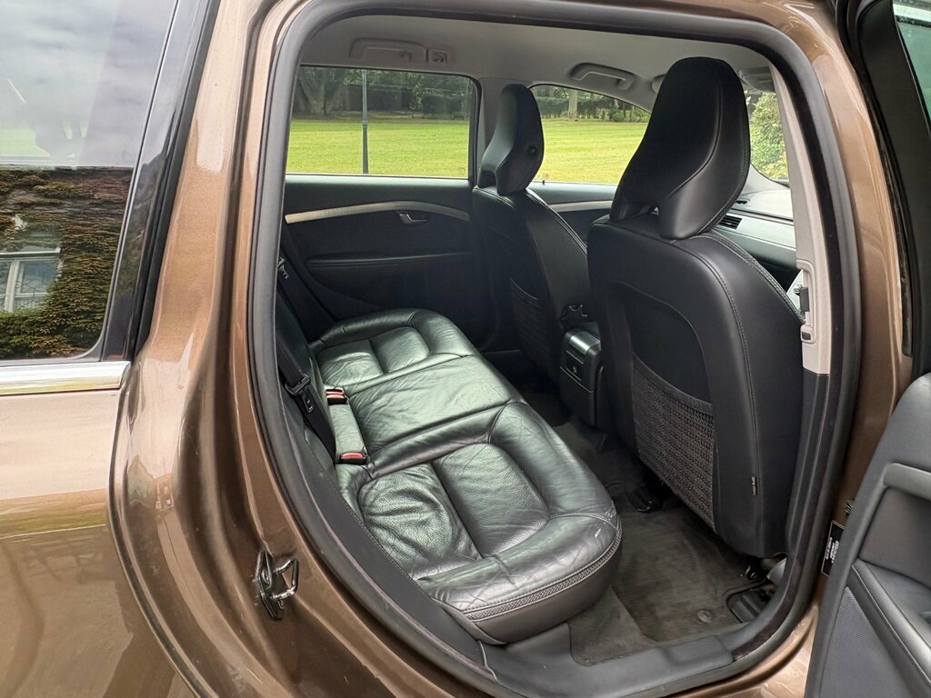 Volvo XC70 2.4 D5 Se Lux Estate Geartronic Awd Eur Brown #6