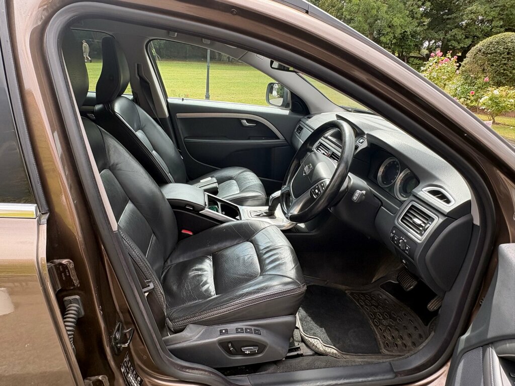 Volvo XC70 2.4 D5 Se Lux Estate Geartronic Awd Eur Brown #5
