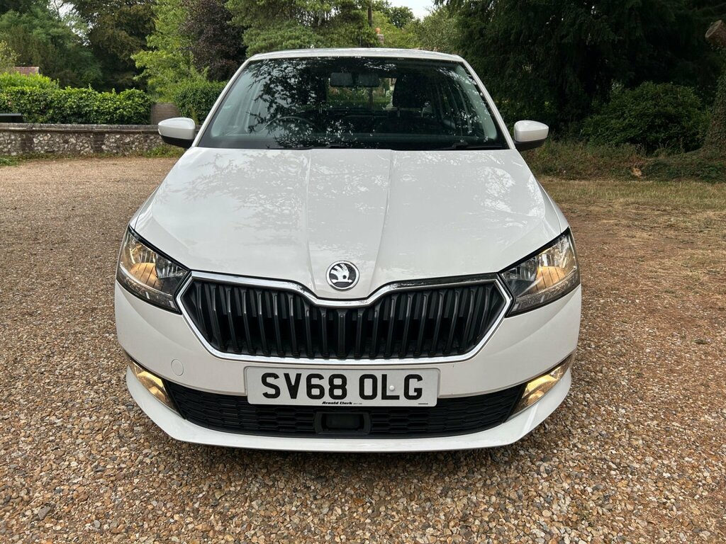 Skoda Fabia 1.0 Se Euro 6 Ss SV68OLG White #6