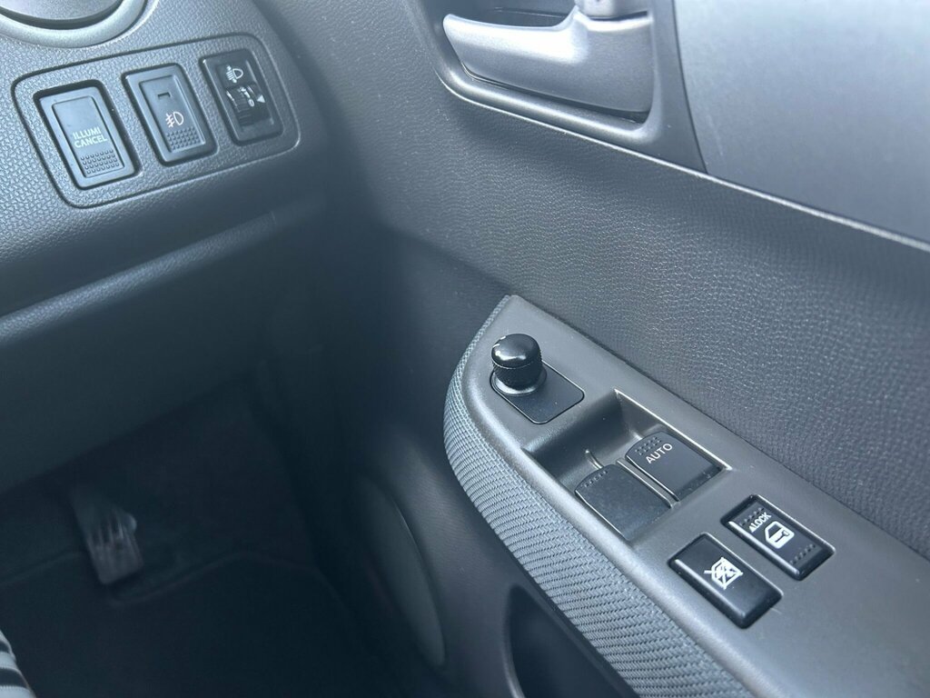 Suzuki Swift Gl 3-Door Black #16