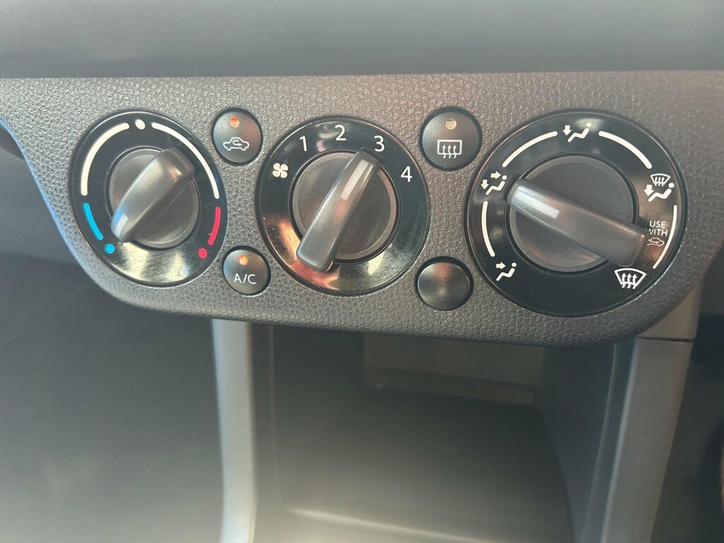 Suzuki Swift Gl 3-Door Black #12