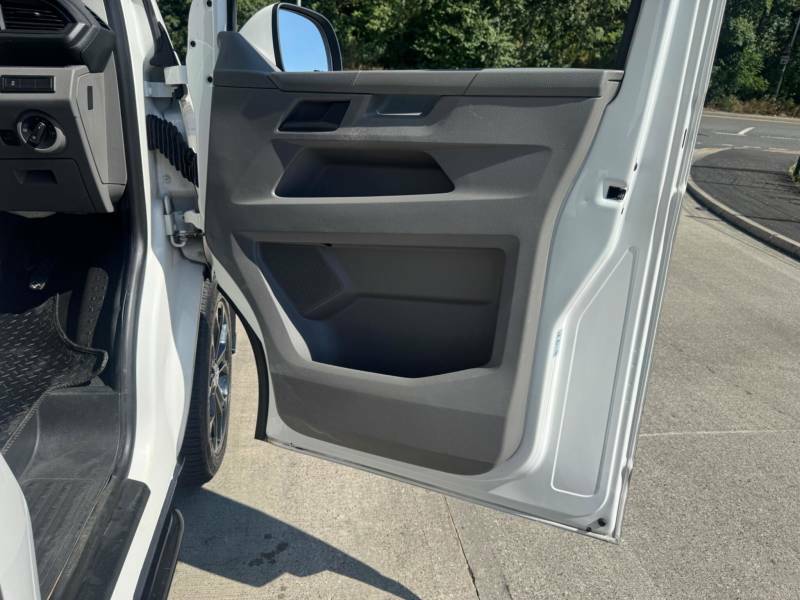Volkswagen Transporter 2.0Tdi 110Ps T28 Highline Bmt Swb Pv Grey #45