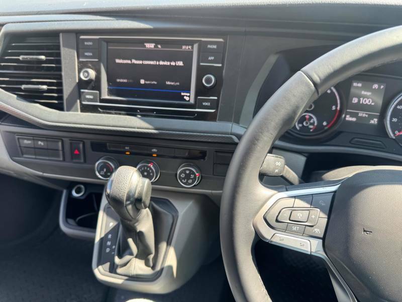 Volkswagen Transporter 2.0Tdi 110Ps T28 Highline Bmt Swb Pv Grey #19