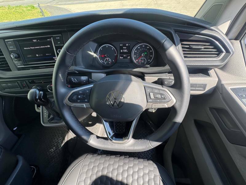 Volkswagen Transporter 2.0Tdi 110Ps T28 Highline Bmt Swb Pv Grey #17