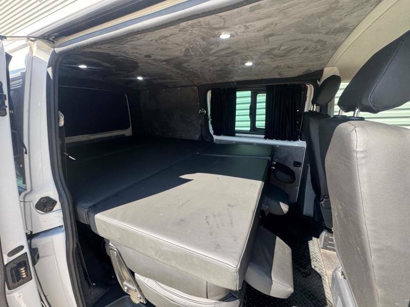 Volkswagen Transporter 2.0 Bitdi T30 Highline Kombi Dsg Fwd Swb Euro 6 S White #3