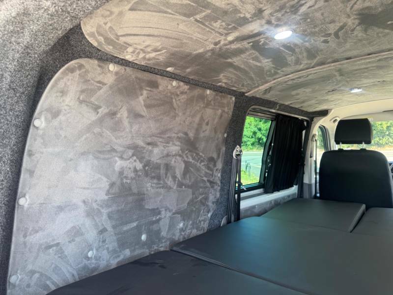 Volkswagen Transporter 2.0Tdi 110Ps T28 Highline Bmt Swb Pv Grey #32