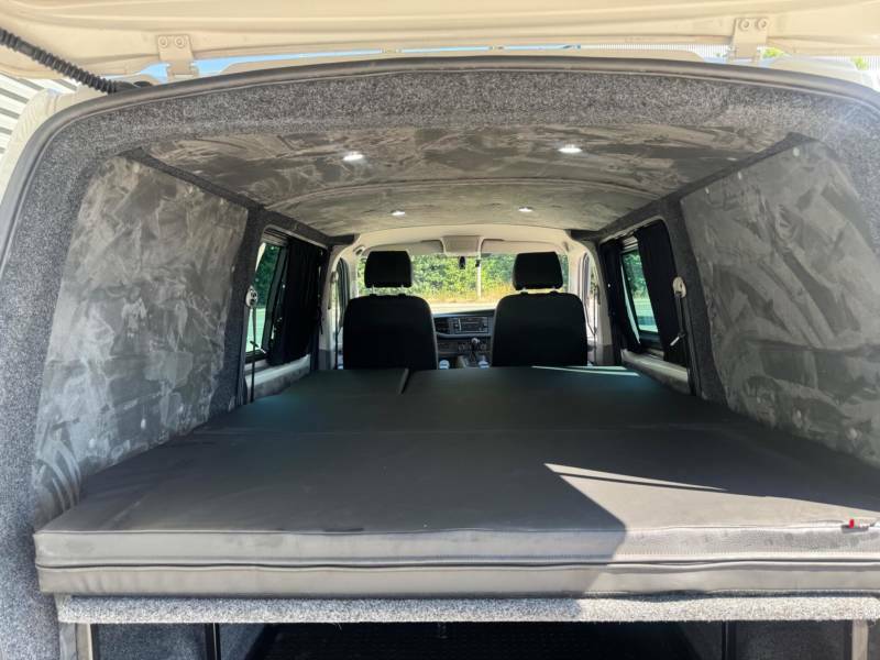 Volkswagen Transporter 2.0Tdi 110Ps T28 Highline Bmt Swb Pv Grey #33