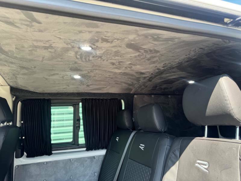 Volkswagen Transporter 2.0Tdi 110Ps T28 Highline Bmt Swb Pv Grey #36