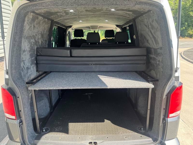 Volkswagen Transporter 2.0Tdi 110Ps T28 Highline Bmt Swb Pv Grey #35