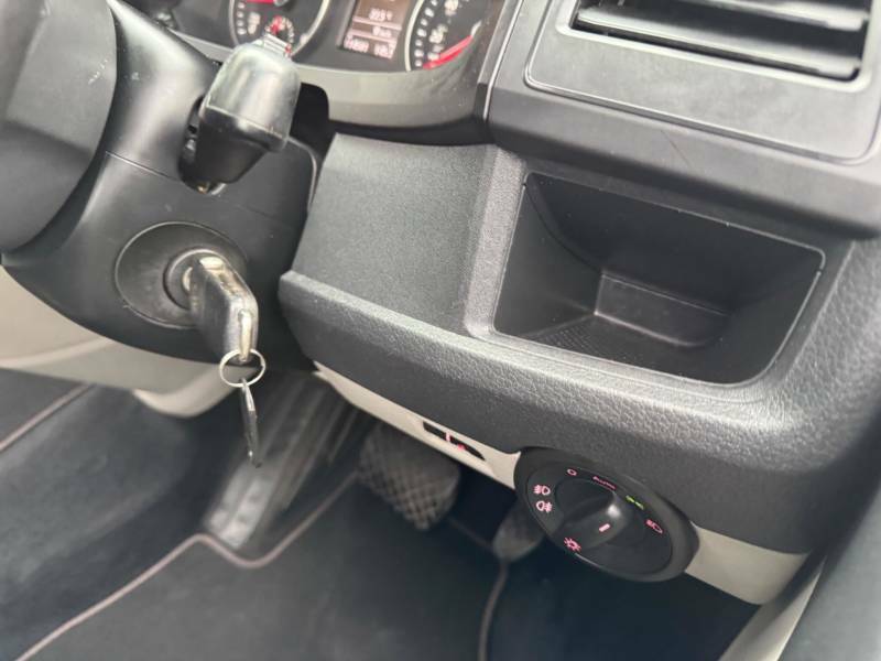 Volkswagen Transporter 2L Highline Grey #23