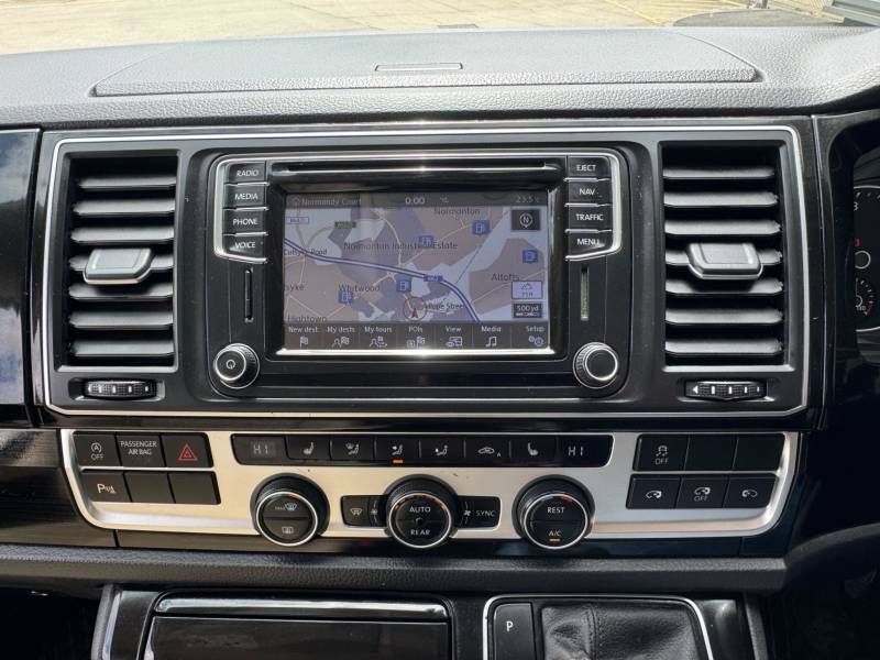 Volkswagen Caravelle Caravelle Executive Tdi Bluemotion Technology S-a Blue #50