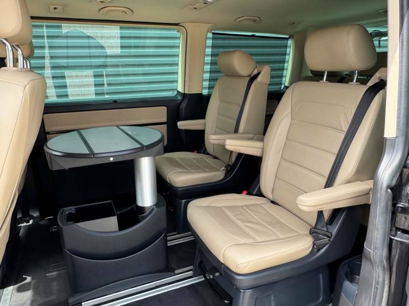 Volkswagen Caravelle Caravelle Executive Tdi Bluemotion Technology S-a Blue #29