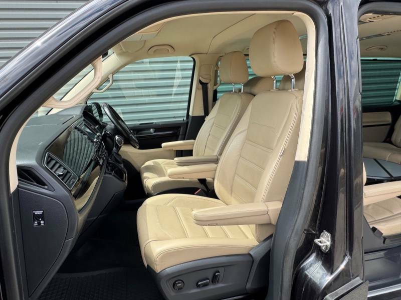 Volkswagen Caravelle Caravelle Executive Tdi Bluemotion Technology S-a Blue #58