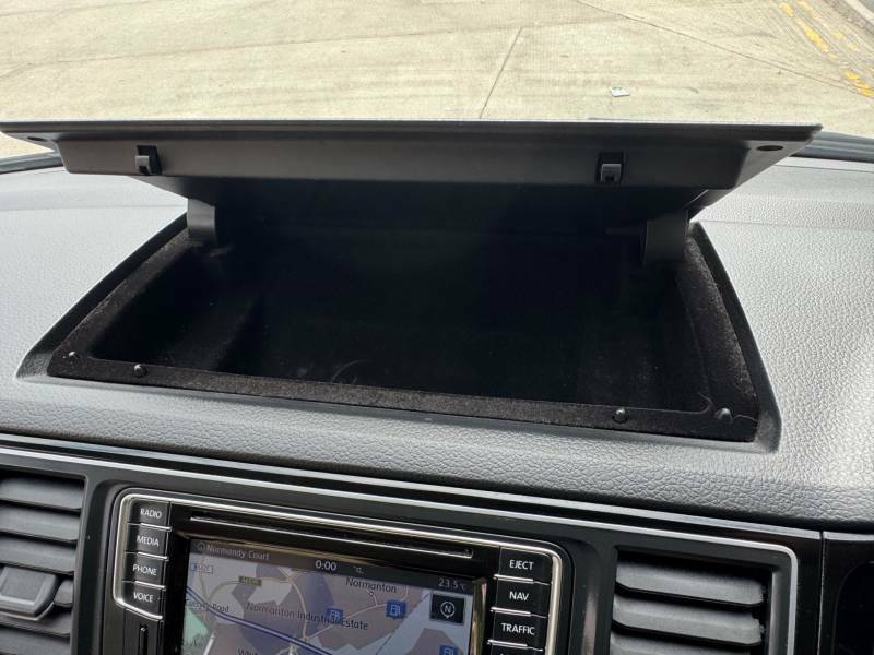 Volkswagen Caravelle Caravelle Executive Tdi Bluemotion Technology S-a Blue #48