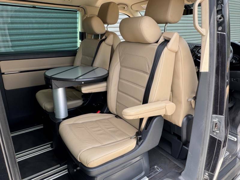 Volkswagen Caravelle Caravelle Executive Tdi Bluemotion Technology S-a Blue #71